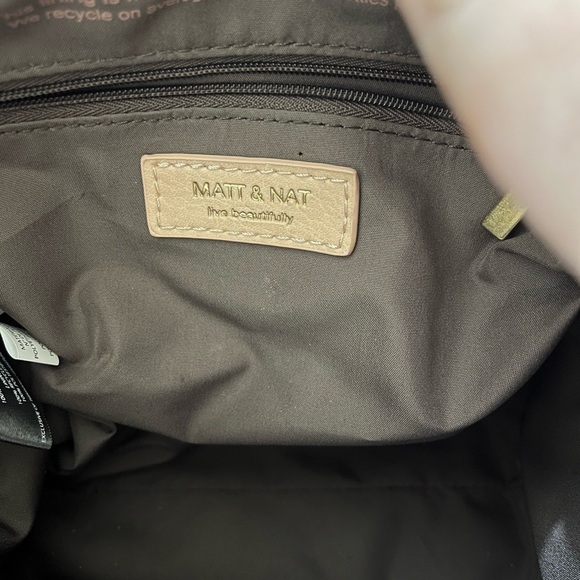 Matt & Nat Willa Small Tote Bag in Pastel. - Picture 14 of 16